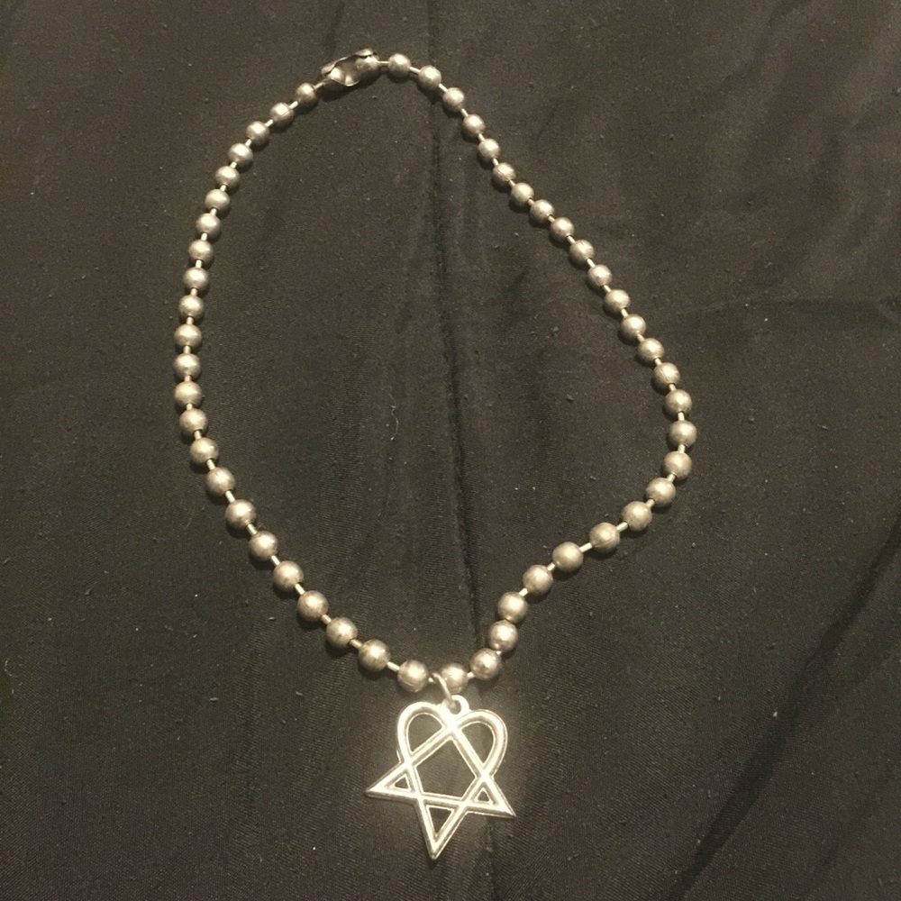 Heartagram necklace